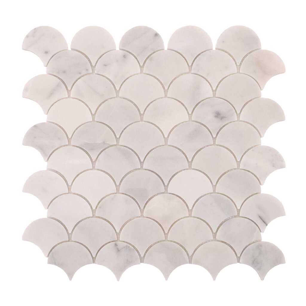 Piastrelle a mosaico in marmo – bianco, a squame di pesce, lucidato, per pavimenti