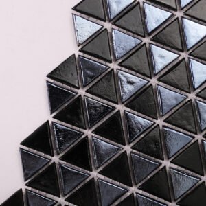 Glasmosaikfliesen – Schwarz, Dreiecke, glänzend, Miniformat