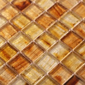 Przezroczyste brązowe szklane płytki mozaikowe na ściany kuchenne