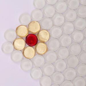Mosaïque en verre – doré / rose, petits ronds, motif floral