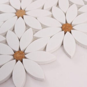 Piastrelle a mosaico in marmo – bianco, tagliato a getto d’acqua