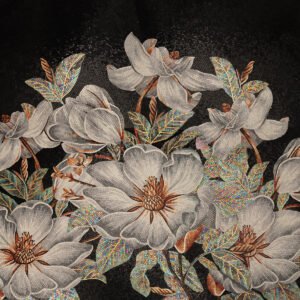 Close-up of Customized Flower Pattern Glass Mosaic Tile Design