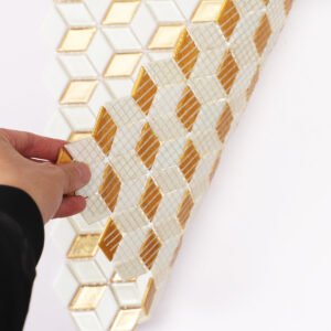 Mosaïque en verre – blanc / doré, en losange