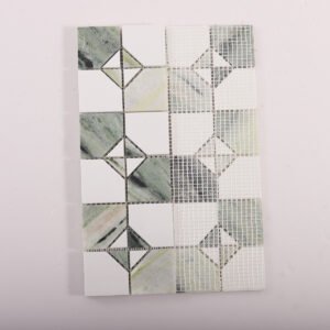 Mosaicos de mármore verde Ming e branco com acabamento mate