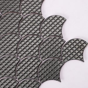 Piastrelle a mosaico in metallo – nero, a squame di pesce