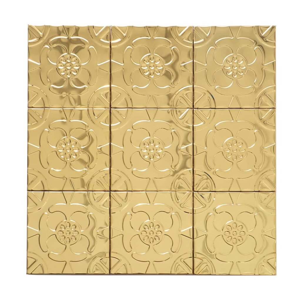 Mosaikfliesen aus Edelstahl – Goldfarben, Quadrate, Blumenmuster