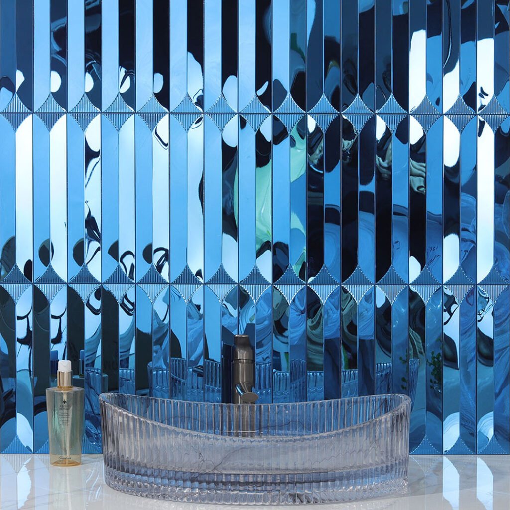 Mosaico de acero inoxidable – azul, lineal, formato alargado