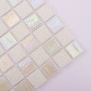 Mosaïque – blanc / rouge, motif damier, irisé, pour sol
