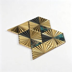 Mosaïque en verre et métal – bleu canard / doré, triangulaire, 3D