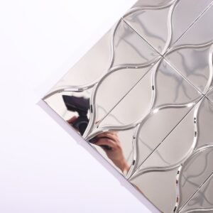 Metallmosaikfliesen – Silberfarben, Wellenmuster, Spiegeloptik
