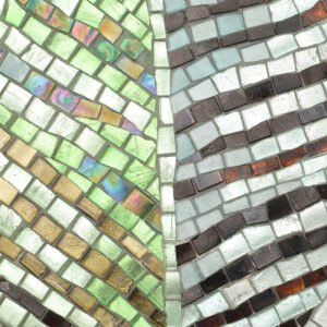 Kleines handgefertigtes Glasmosaikbild – Tropisches Blatt