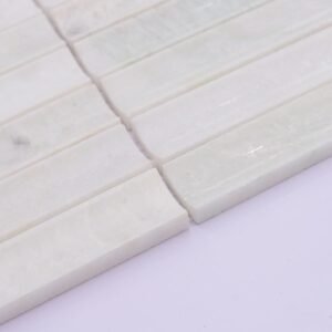 Mosaïque en marbre – blanc, linéaire, cannelé, poli, pour mur