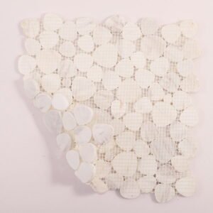 Mosaïque en marbre – blanc, galets